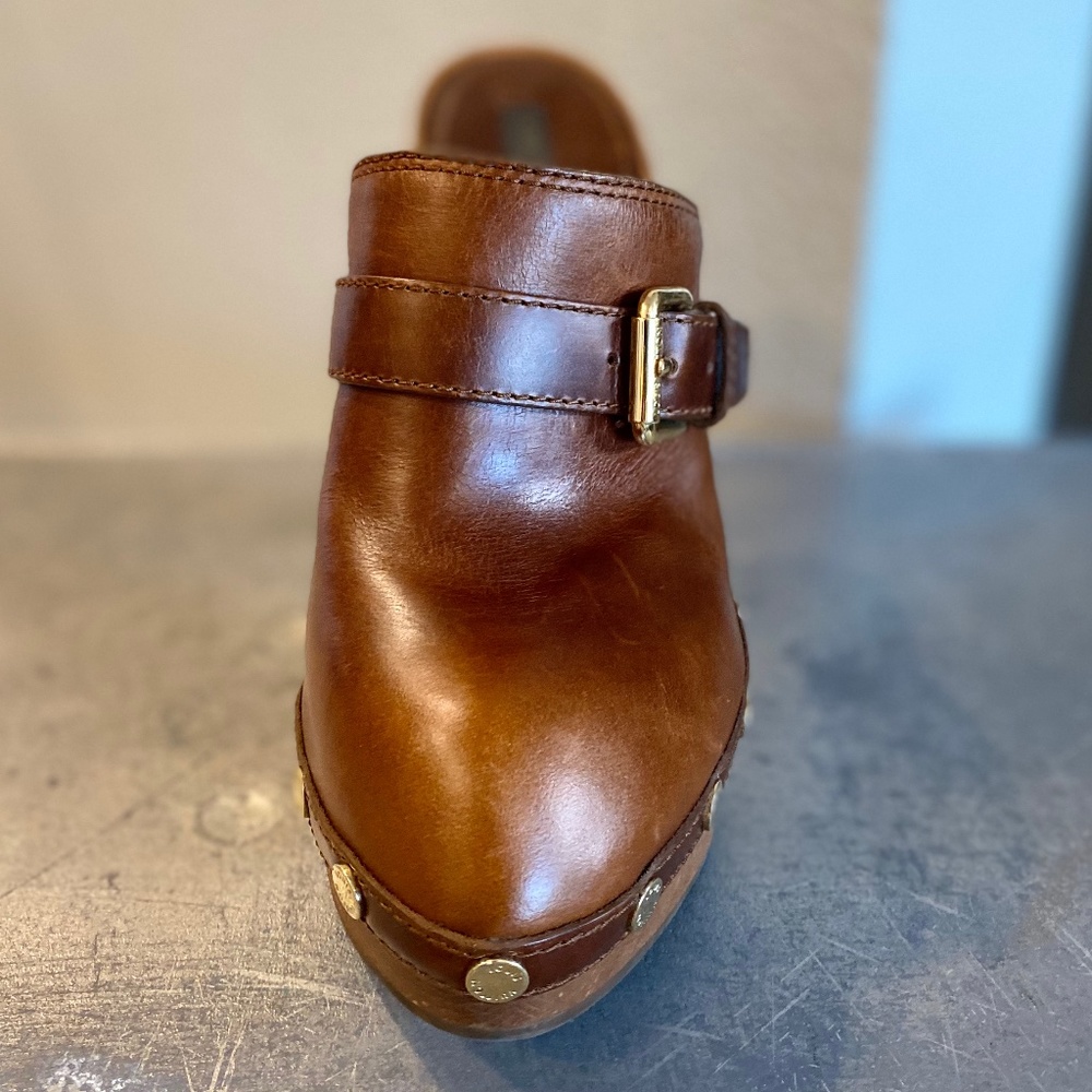 Louis Vuitton Leather Clogs - Picture 8 of 16